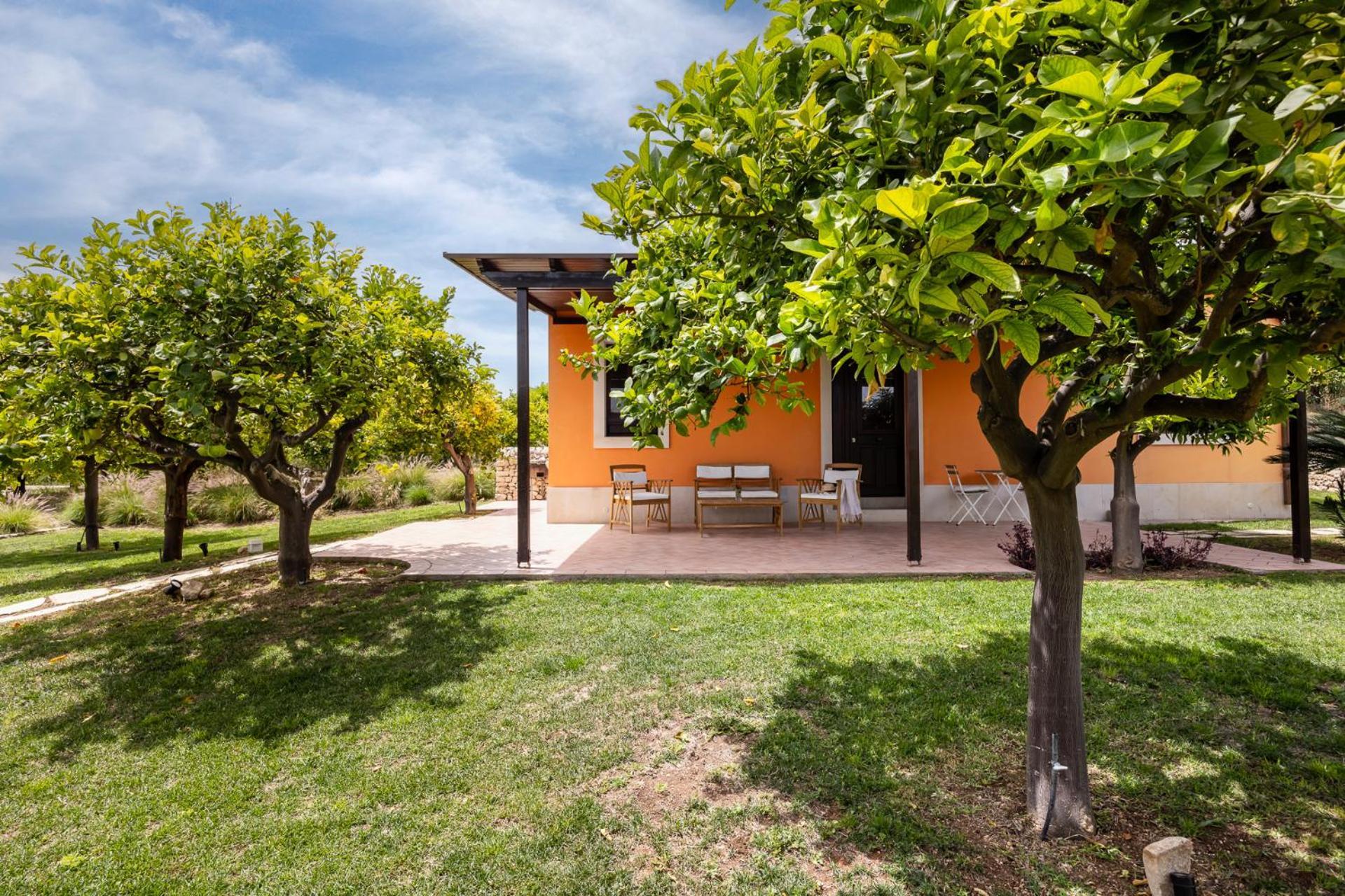 Fiore Di Vendicari B&B - Sicilian Charme, Lemon Grove And Sea 노토 외부 사진