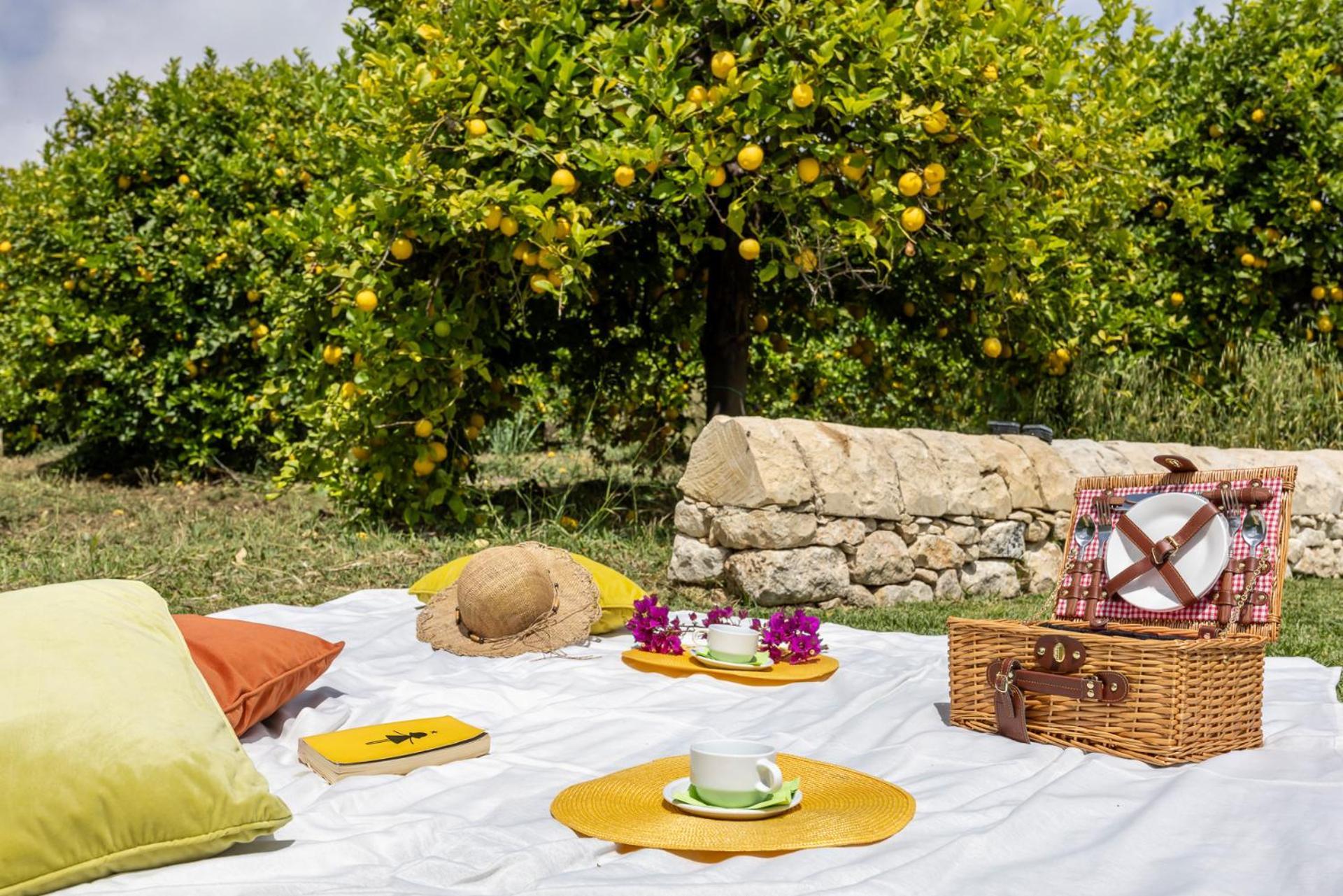 Fiore Di Vendicari B&B - Sicilian Charme, Lemon Grove And Sea 노토 외부 사진